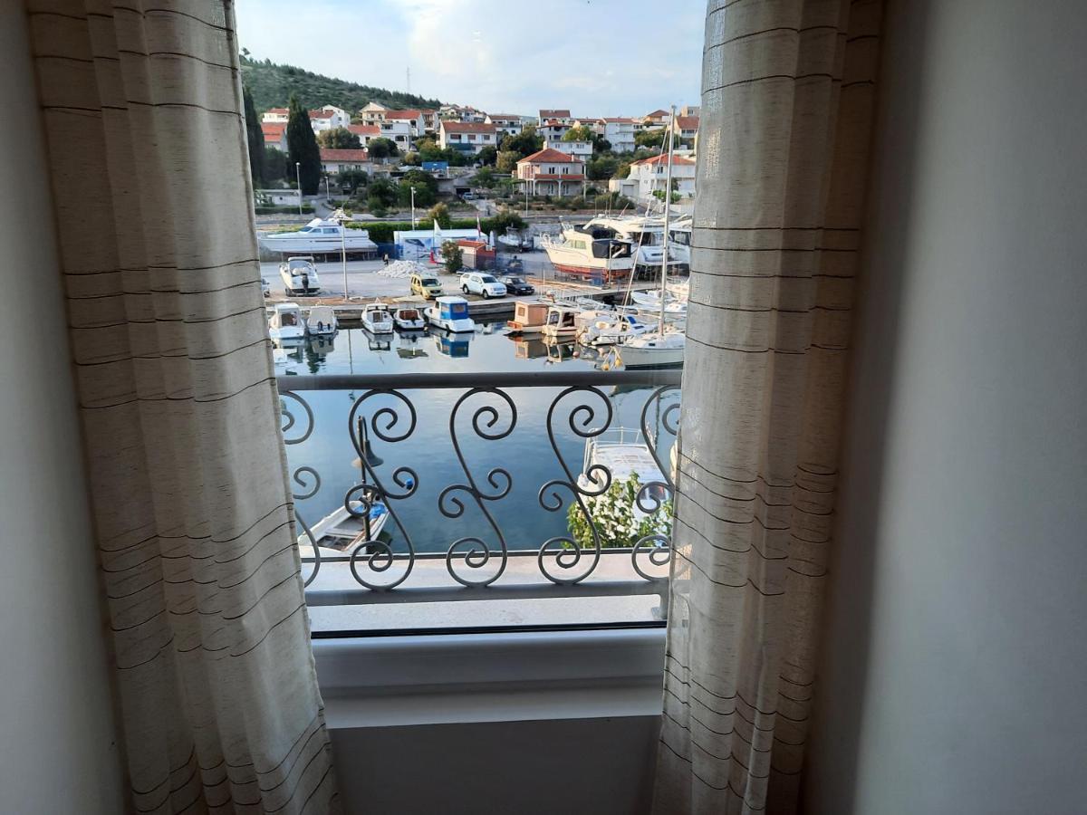 Apartmani Marta Marina Exteriér fotografie